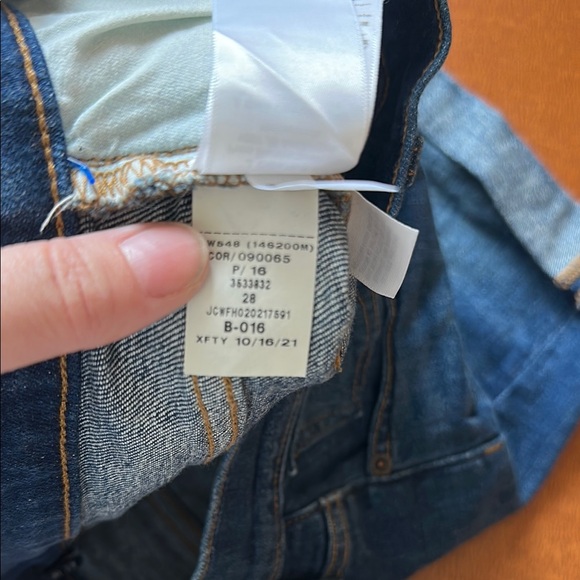 J. Crew Blue Jean Shorts High-Waisted Cuffed - Picture 8 of 8